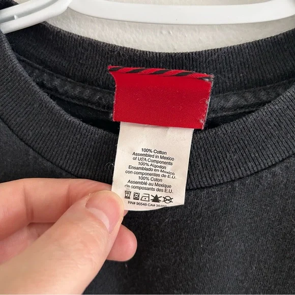 Y2K Oakley Surf Black Tee with Blue Graphic - Picture 5 of 9